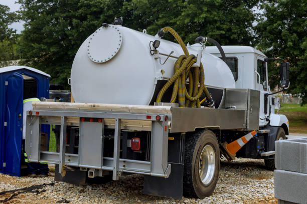 Best Portable restroom trailer rental  in Milton, WA
