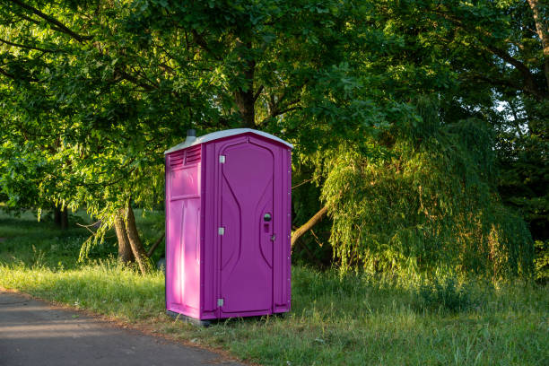 Best Luxury portable toilet rental  in Milton, WA