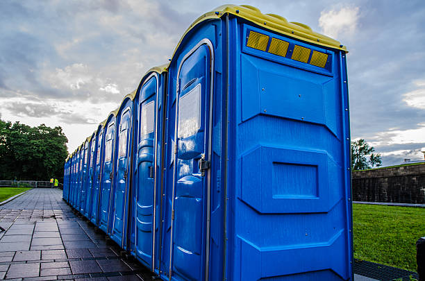 Best Portable restroom trailer rental  in Milton, WA